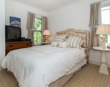 375 Hill Street - Photo Thumbnail 13