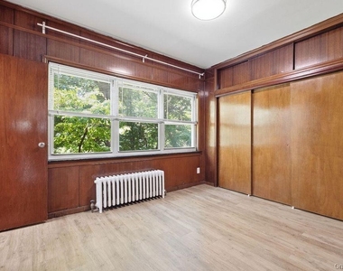 111 N Broadway - Photo Thumbnail 32