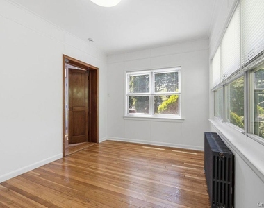 111 N Broadway - Photo Thumbnail 27