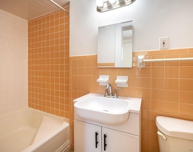 111 N Broadway - Photo Thumbnail 23