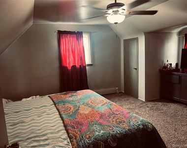 41 Ontario Avenue - Photo Thumbnail 9