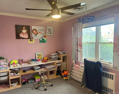 41 Ontario Avenue - Photo Thumbnail 7