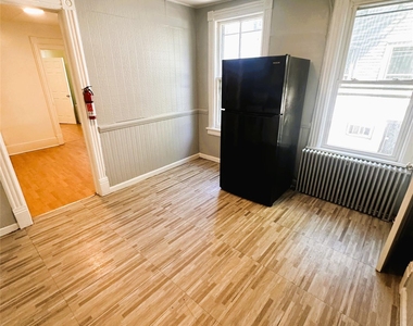 12 Seitz Terrace - Photo Thumbnail 5