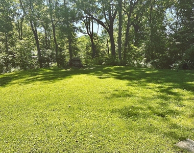 12 Seitz Terrace - Photo Thumbnail 8