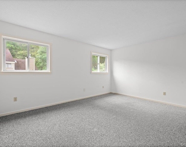 605 Heritage Hills - Photo Thumbnail 20