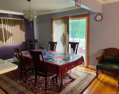 11 De Clark Place - Photo Thumbnail 13