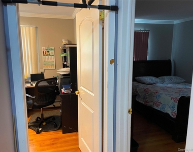 11 De Clark Place - Photo Thumbnail 6