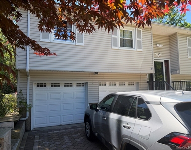 11 De Clark Place - Photo Thumbnail 2