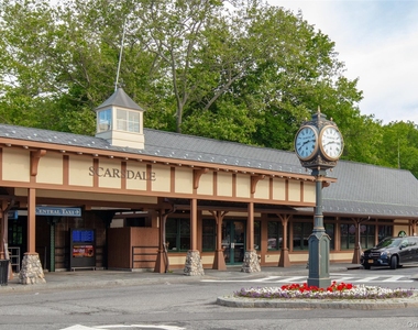 175 Woodruff Avenue - Photo Thumbnail 13