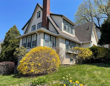175 Woodruff Avenue - Photo Thumbnail 1