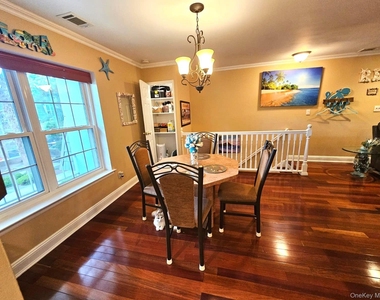 655 Middle Country Road - Photo Thumbnail 25