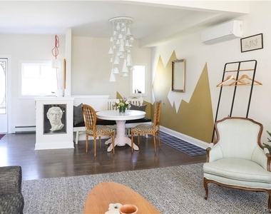 272 Main Street - Photo Thumbnail 4
