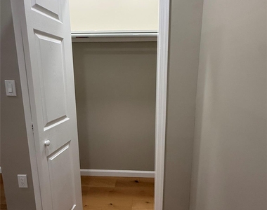 66 Delafield Street - Photo Thumbnail 15