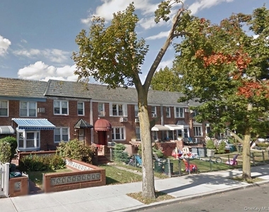 144-43 69th Road - Photo Thumbnail 3