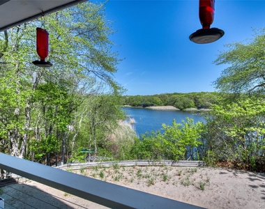 2045 Lake Drive - Photo Thumbnail 10