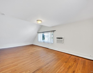 153 Sunrise Lane - Photo Thumbnail 32