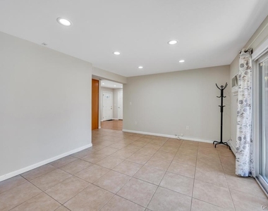 153 Sunrise Lane - Photo Thumbnail 18