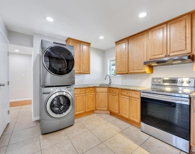 153 Sunrise Lane - Photo Thumbnail 2