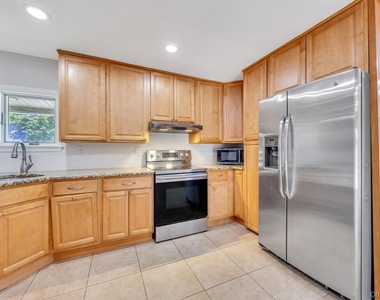 153 Sunrise Lane - Photo Thumbnail 3