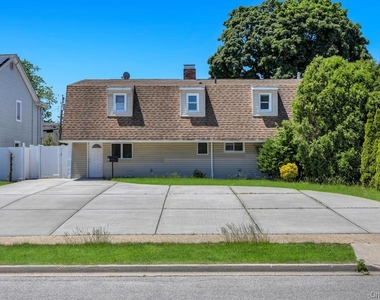 153 Sunrise Lane - Photo Thumbnail 1