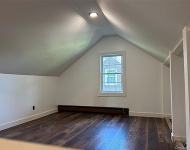 346 Meadow Avenue - Photo Thumbnail 13