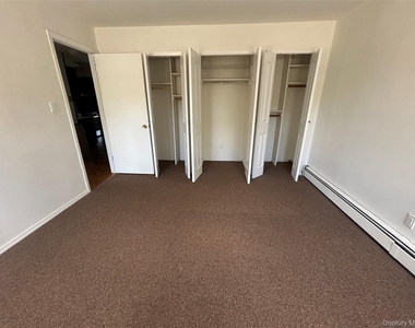 77-24 252nd Street - Photo Thumbnail 5