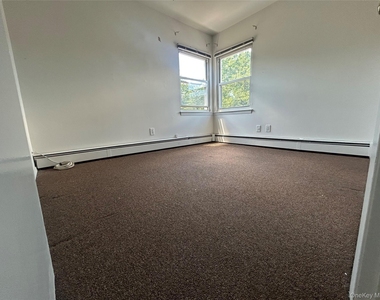 77-24 252nd Street - Photo Thumbnail 3