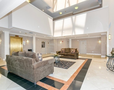1 Portico Ct - Photo Thumbnail 3