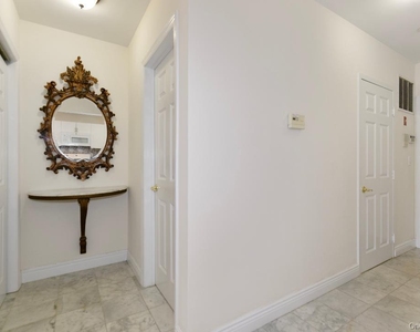 1 Portico Ct - Photo Thumbnail 4