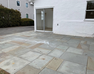 24 Hall Avenue - Photo Thumbnail 7