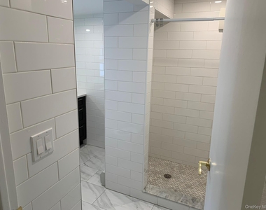 24 Hall Avenue - Photo Thumbnail 9