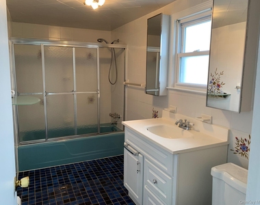 24 Hall Avenue - Photo Thumbnail 19