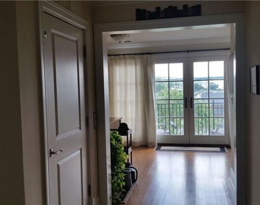 129 W Main Street - Photo Thumbnail 21
