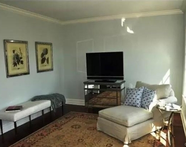 129 W Main Street - Photo Thumbnail 12