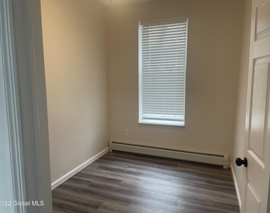 120 Philip Street - Photo Thumbnail 13