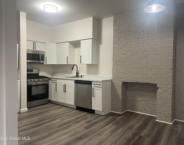 120 Philip Street - Photo Thumbnail 1