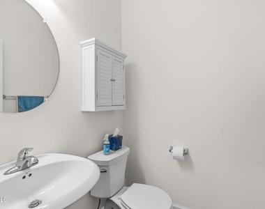 4b Inglewood Drive - Photo Thumbnail 21