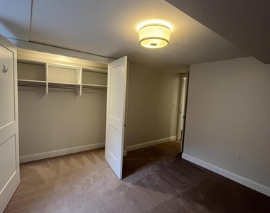 200 Broadway - Photo Thumbnail 7