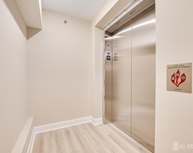 21 Station Place - Photo Thumbnail 19