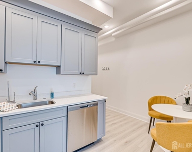 21 Station Place - Photo Thumbnail 25