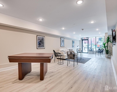 21 Station Place - Photo Thumbnail 18
