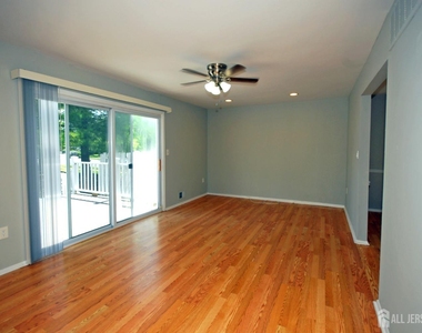 1 Orchid Court - Photo Thumbnail 4