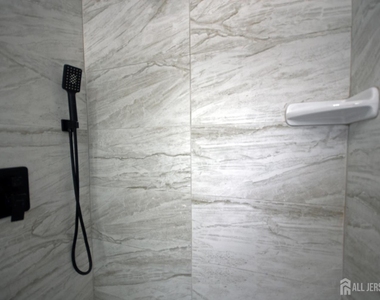 1 Orchid Court - Photo Thumbnail 21