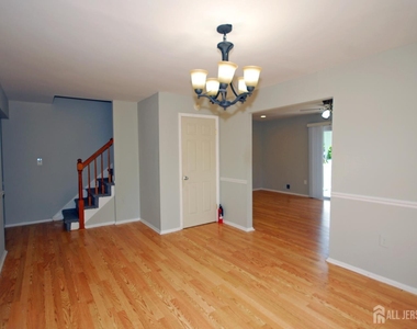 1 Orchid Court - Photo Thumbnail 6