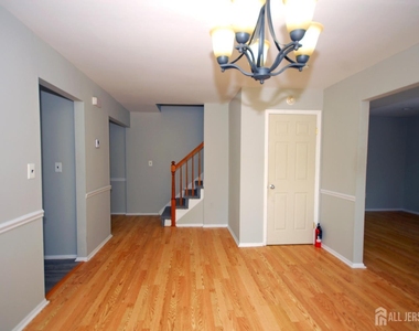 1 Orchid Court - Photo Thumbnail 12