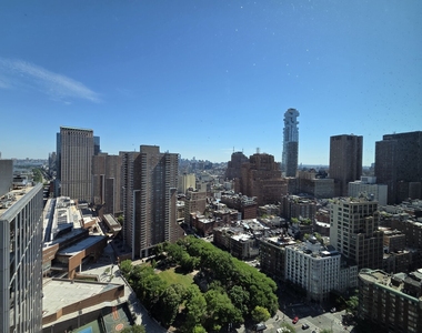 101 Warren Street - Photo Thumbnail 13