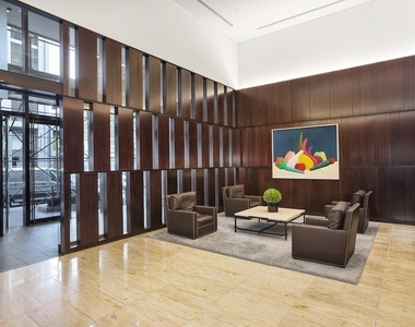 101 Warren Street - Photo Thumbnail 18
