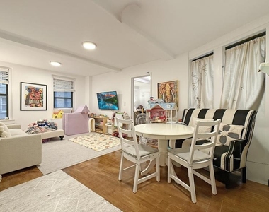 98 Riverside Drive - Photo Thumbnail 1