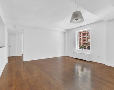 100 W 58th Street - Photo Thumbnail 6