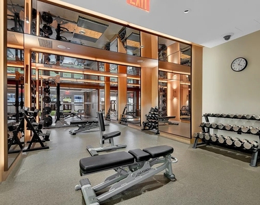 515 W 18th Street - Photo Thumbnail 12